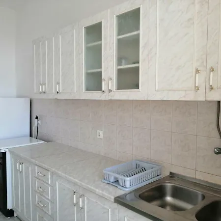 Apartment Romana